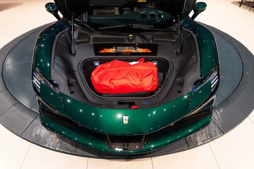 2022 Ferrari SF90 Spider - Image 22 of 31