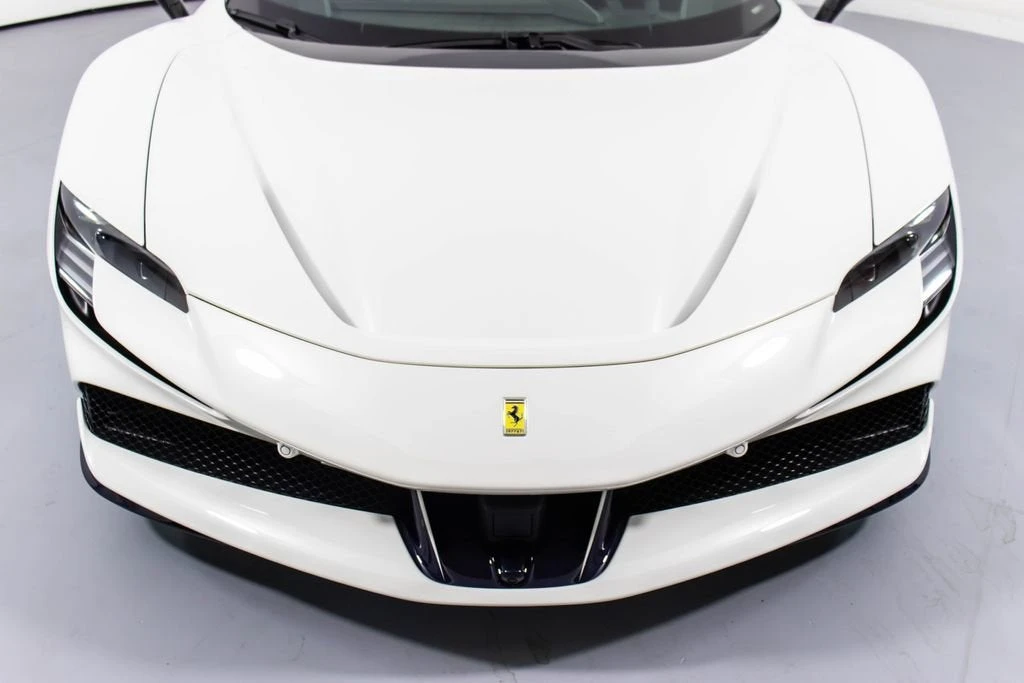 2022 Ferrari SF90 Spider - Image 14 of 31