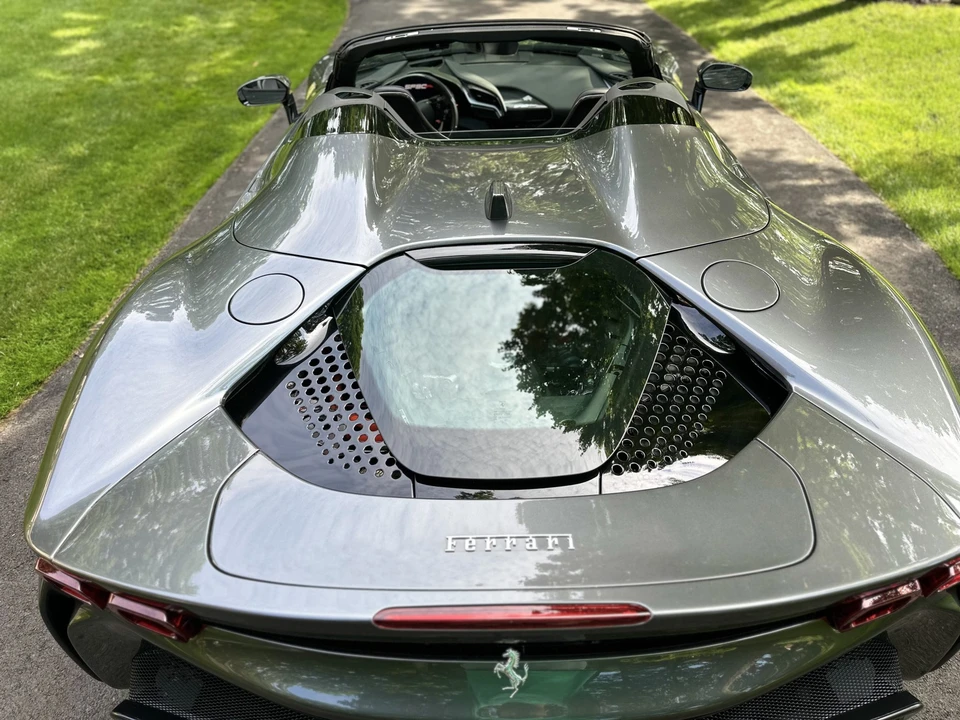 2022 Ferrari SF90 Spider - Image 12 of 31