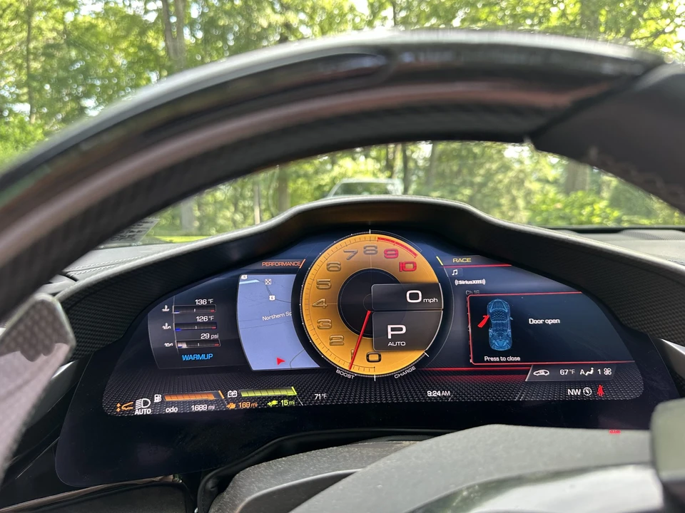 2022 Ferrari SF90 Spider - Image 29 of 31