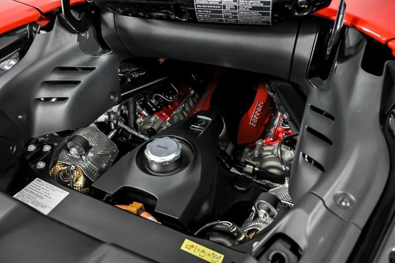 2022 Ferrari SF90 Spider - Image 25 of 31