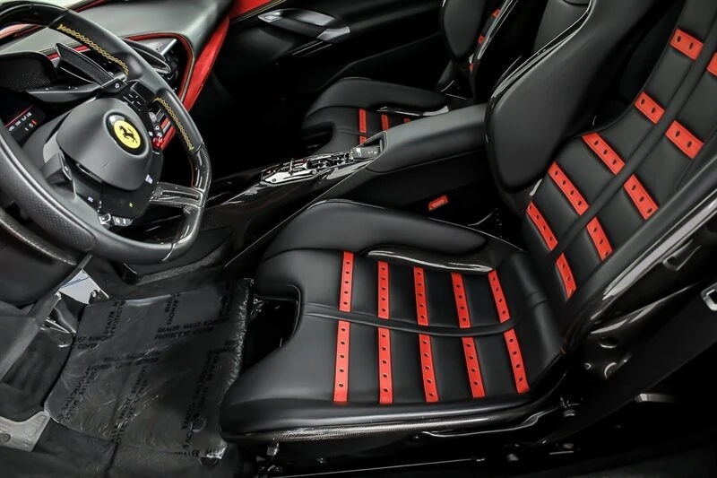 2022 Ferrari SF90 Spider - Image 31 of 31