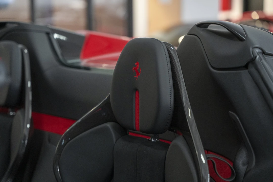 2022 Ferrari SF90 Spider - Image 29 of 31