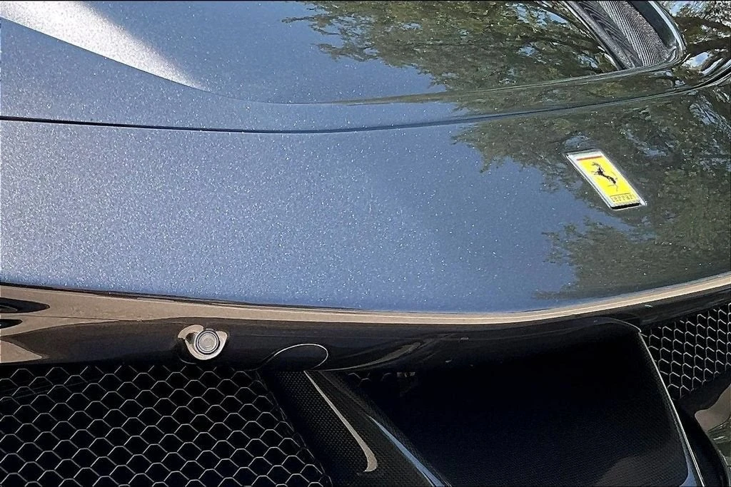 2022 Ferrari SF90 Spider - Image 27 of 31