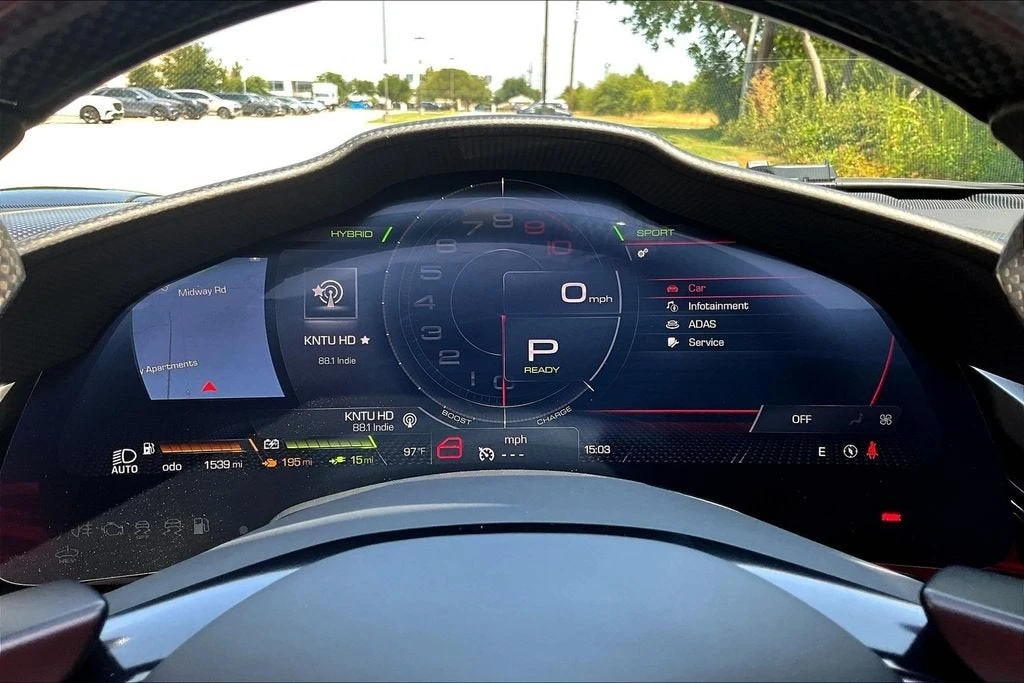 2022 Ferrari SF90 Spider - Image 13 of 31