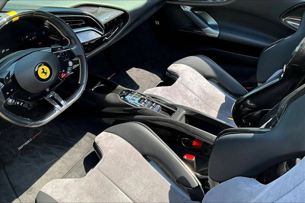 2022 Ferrari SF90 Spider - Image 16 of 31