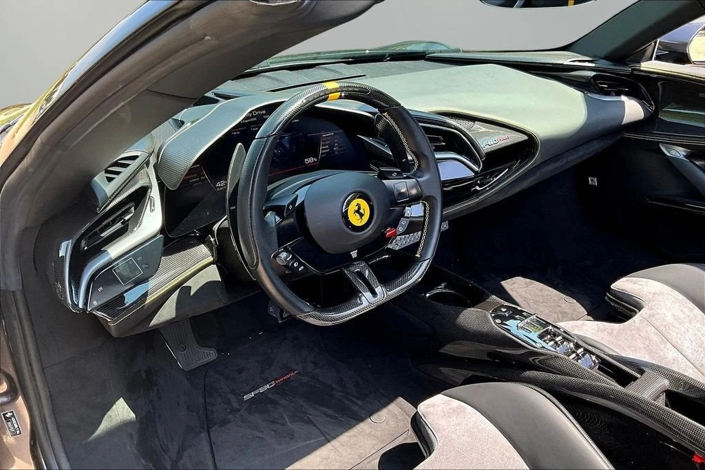 2022 Ferrari SF90 Spider - Image 15 of 31