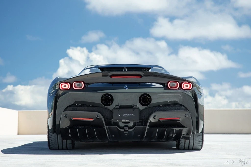 2022 Ferrari SF90 Spider - Image 8 of 21
