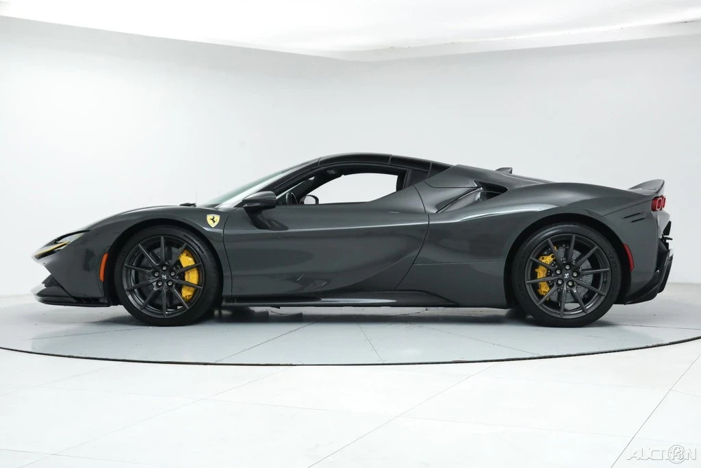 2022 Ferrari SF90 Spider - Image 7 of 21