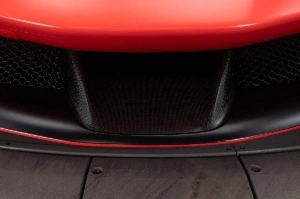 2022 Ferrari SF90 Spider - Image 27 of 31