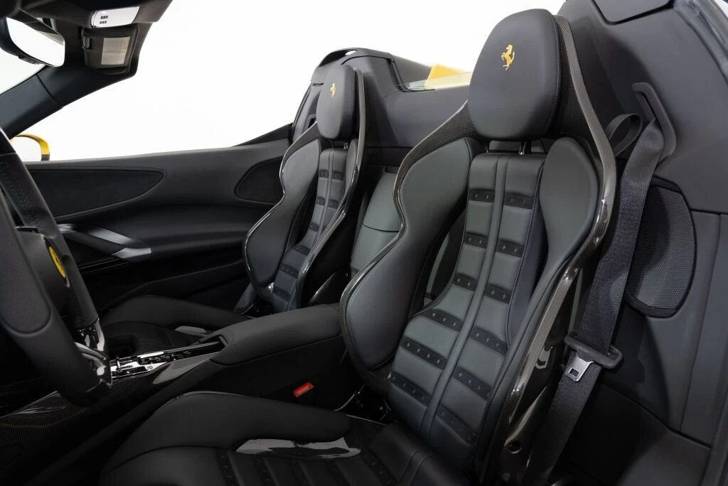 2022 Ferrari SF90 Spider - Image 7 of 21