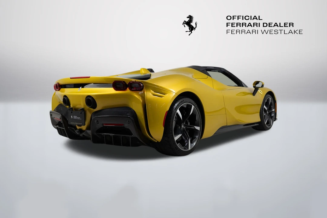 2022 Ferrari SF90 Spider - Image 13 of 31