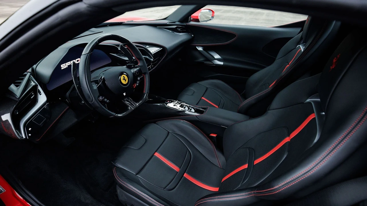 2022 Ferrari SF90 Spider - Image 9 of 31