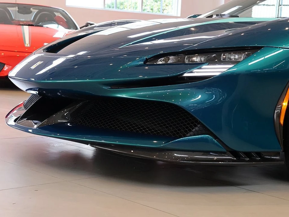 2022 Ferrari SF90 Spider - Image 21 of 31
