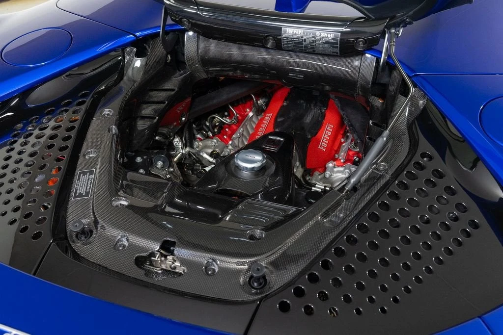 2022 Ferrari SF90 Spider - Image 18 of 31