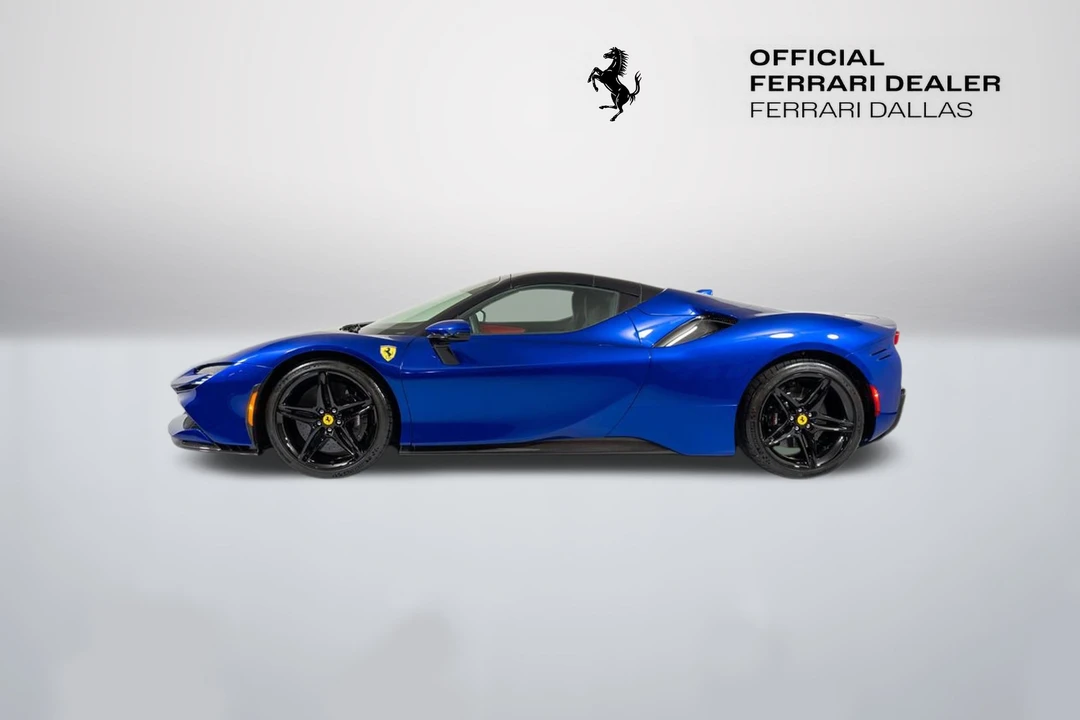 2022 Ferrari SF90 Spider - Image 12 of 31