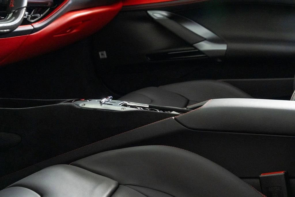2022 Ferrari SF90 Spider - Image 6 of 31