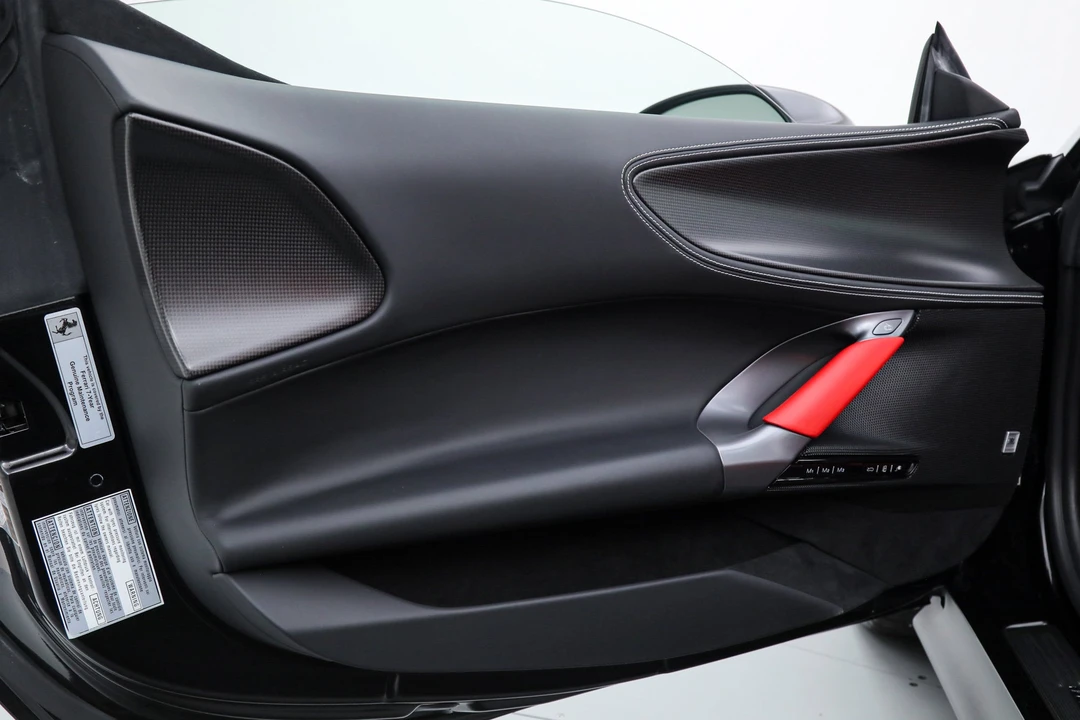 2022 Ferrari SF90 Spider - Image 29 of 31