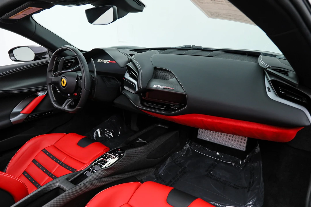 2022 Ferrari SF90 Spider - Image 26 of 31