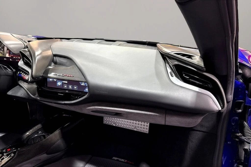 2022 Ferrari SF90 Spider - Image 21 of 30