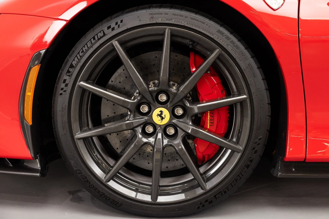 2022 Ferrari SF90 Spider - Image 21 of 31