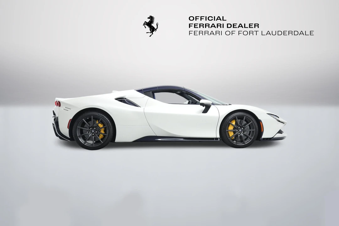 2022 Ferrari SF90 Spider - Image 11 of 31