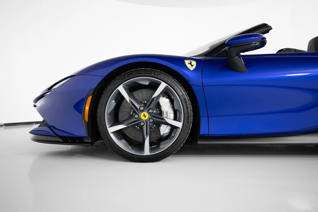 2022 Ferrari SF90 Spider - Image 10 of 31