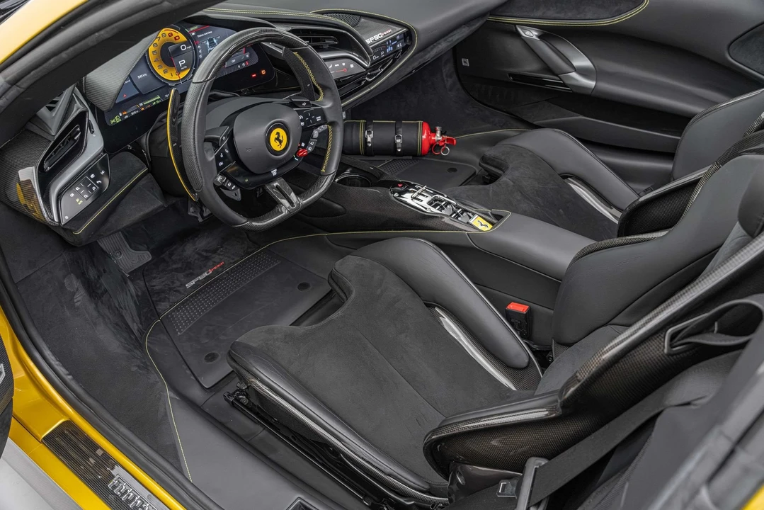 2022 Ferrari SF90 Spider - Image 30 of 31