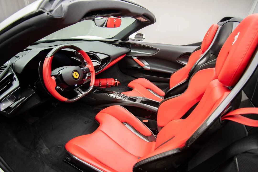 2022 Ferrari SF90 Spider - Image 17 of 31