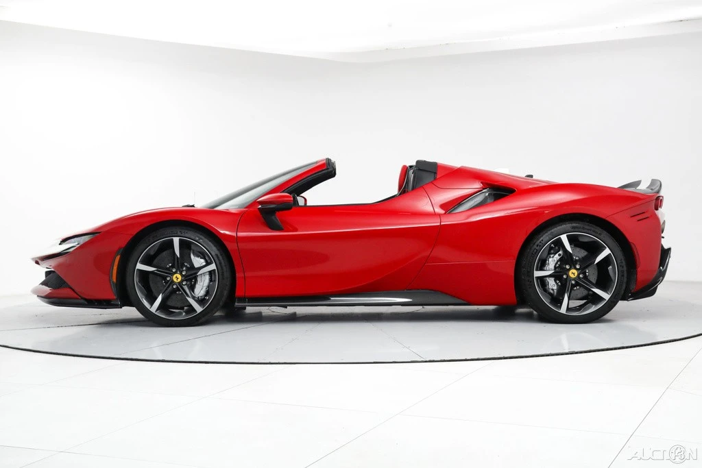 2022 Ferrari SF90 Spider - Image 4 of 21