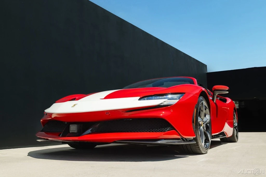 2022 Ferrari SF90 Spider - Image 9 of 21