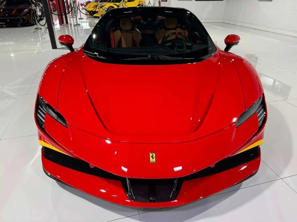 2022 Ferrari SF90 Spider - Image 10 of 31