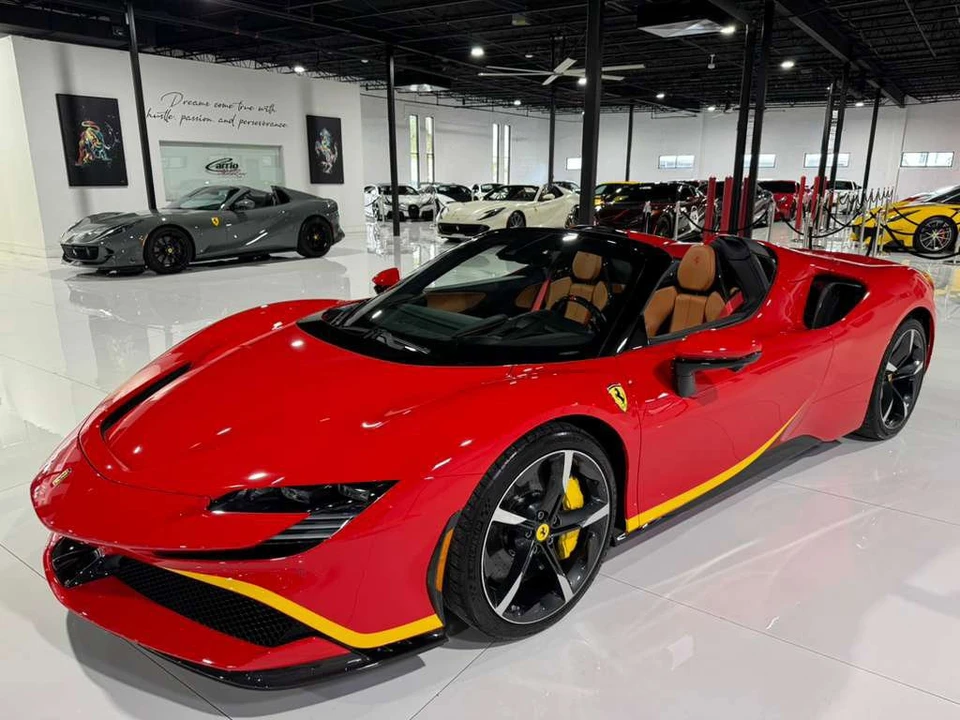 2022 Ferrari SF90 Spider - Image 3 of 31