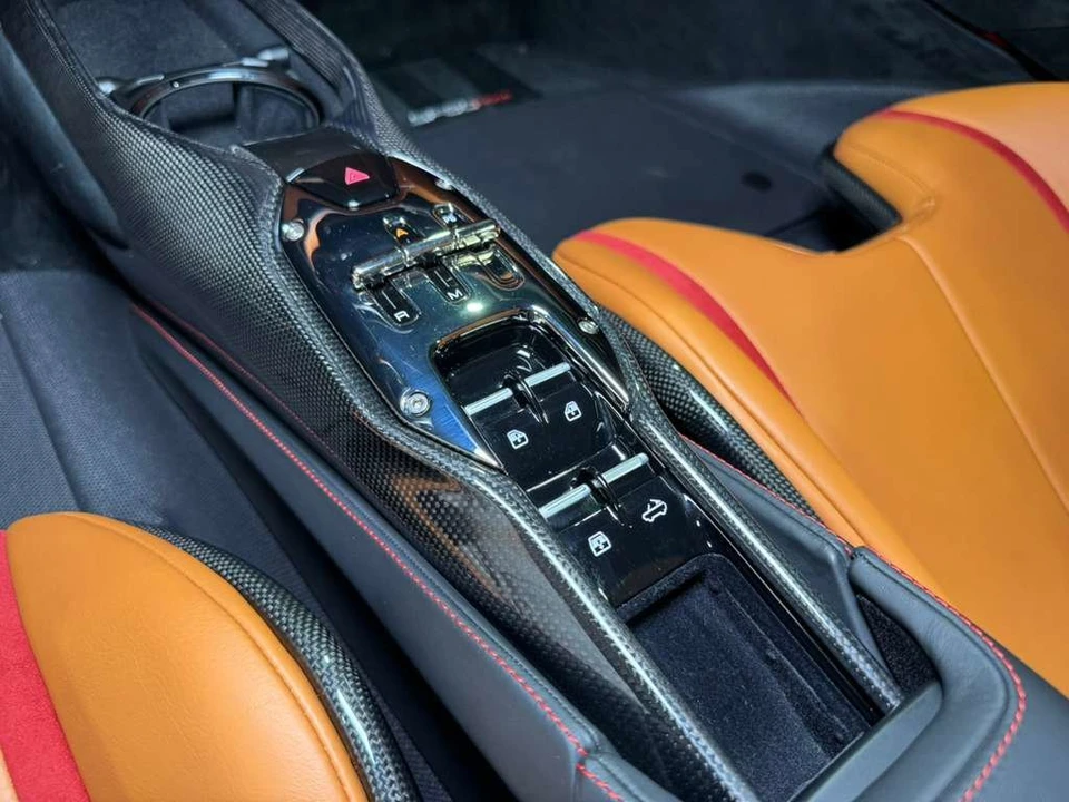 2022 Ferrari SF90 Spider - Image 29 of 31