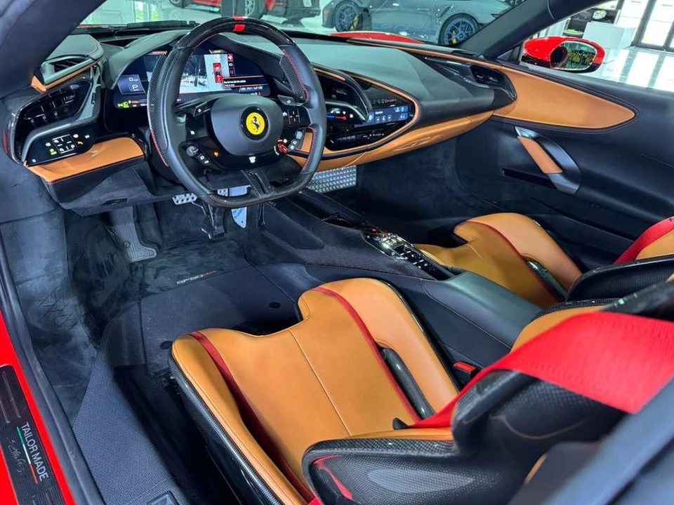 2022 Ferrari SF90 Spider - Image 17 of 31