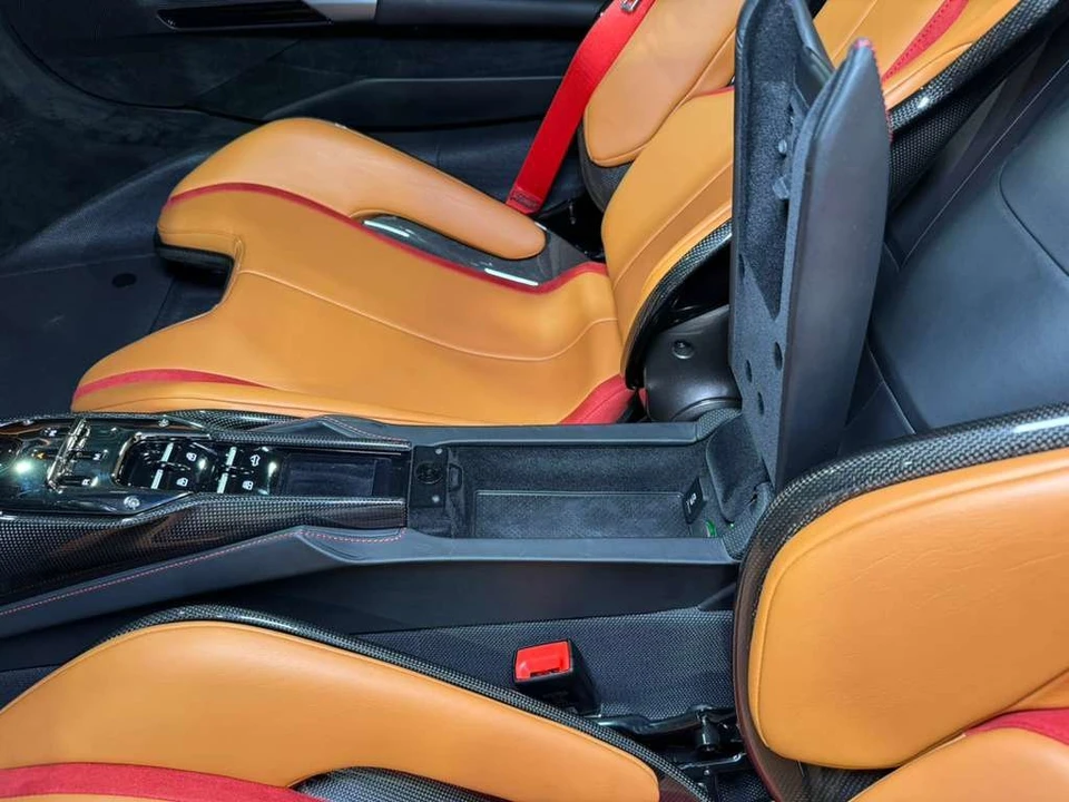 2022 Ferrari SF90 Spider - Image 31 of 31
