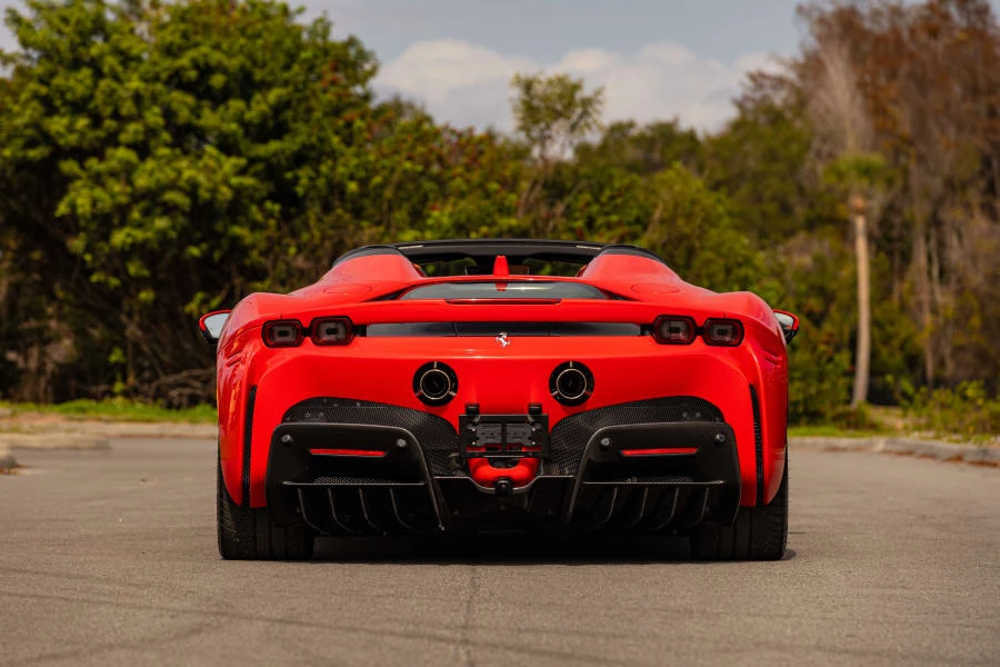 2022 Ferrari SF90 Spider - Image 23 of 31