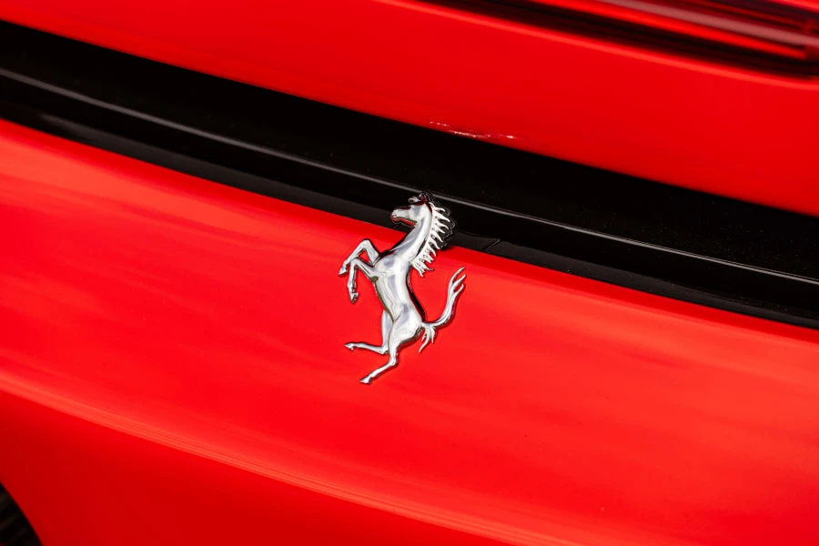 2022 Ferrari SF90 Spider - Image 16 of 31
