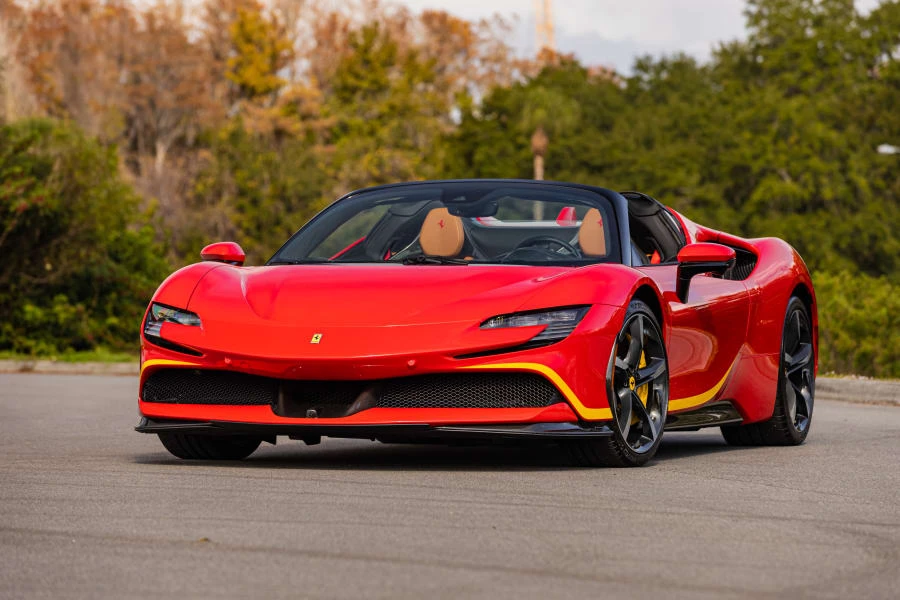 2022 Ferrari SF90 Spider - Image 24 of 31