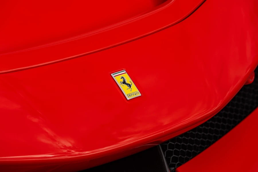 2022 Ferrari SF90 Spider - Image 9 of 31