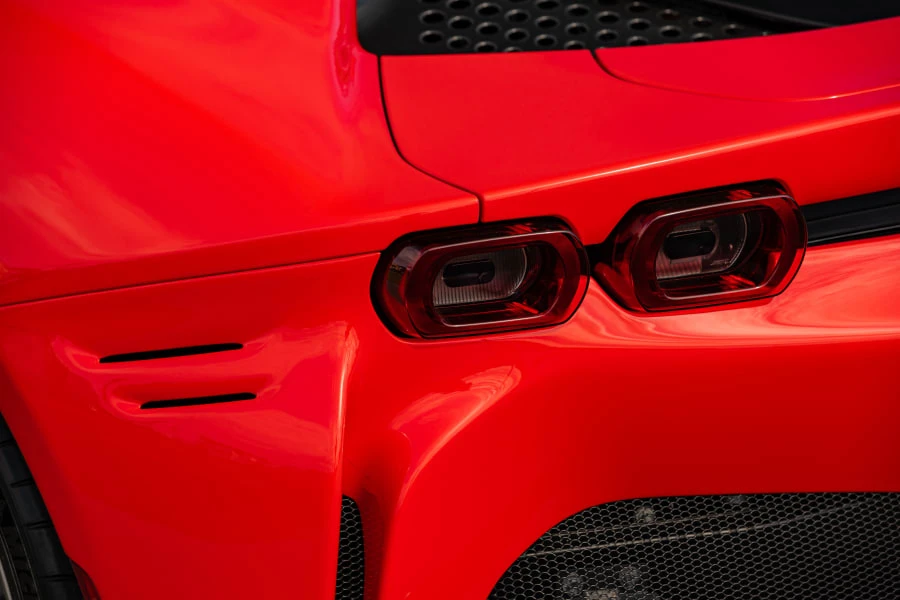 2022 Ferrari SF90 Spider - Image 13 of 31