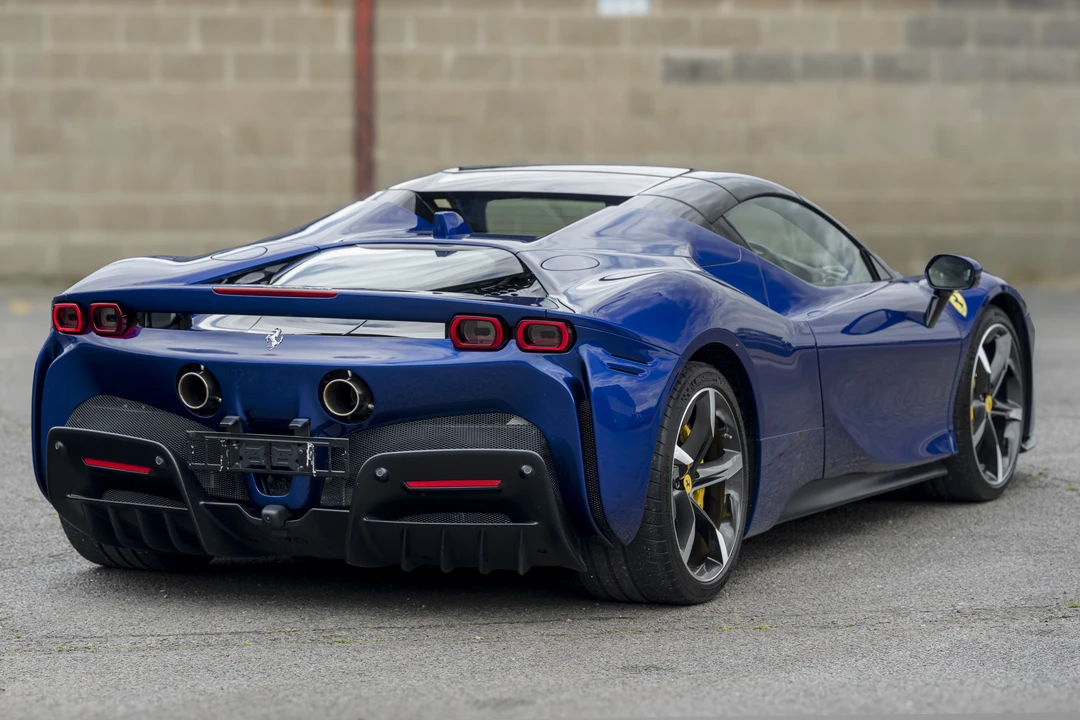 2022 Ferrari SF90 Spider - Image 5 of 31