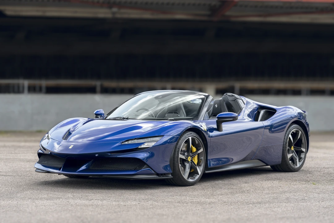 2022 Ferrari SF90 Spider - Image 9 of 31