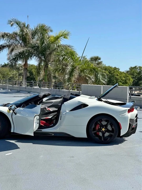 2022 Ferrari SF90 Spider - Image 2 of 10
