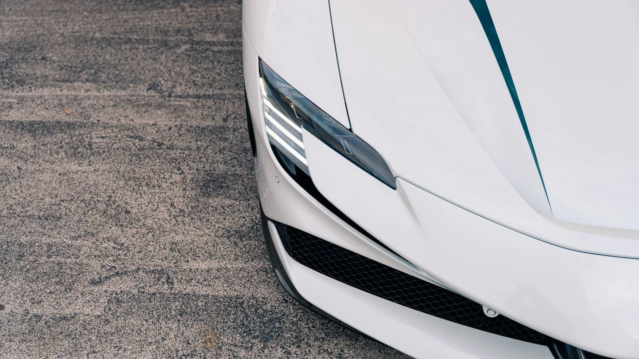 2022 Ferrari SF90 Stradale - Image 26 of 31
