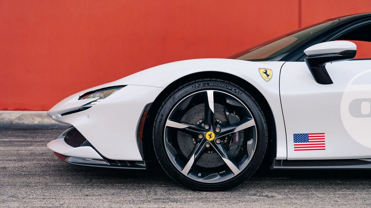 2022 Ferrari SF90 Stradale - Image 10 of 31