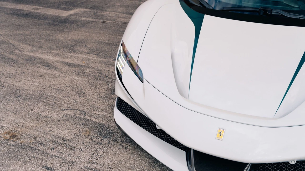 2022 Ferrari SF90 Stradale - Image 25 of 31