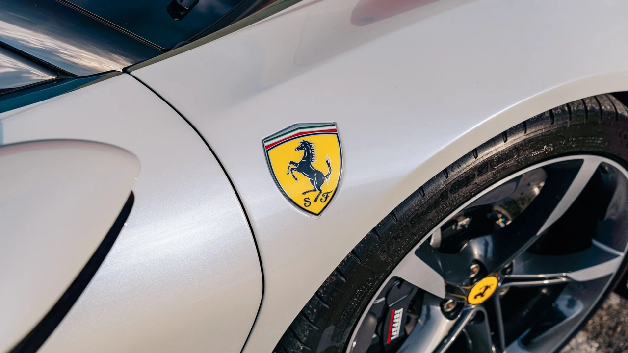 2022 Ferrari SF90 Stradale - Image 17 of 31