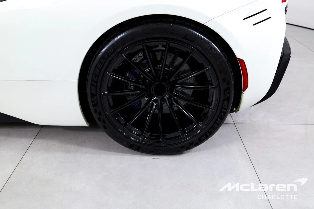 2022 Ferrari SF90 Stradale - Image 27 of 30
