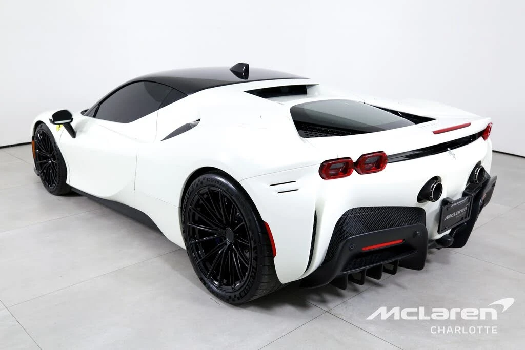 2022 Ferrari SF90 Stradale - Image 6 of 30